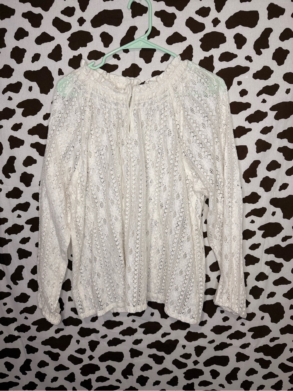Old Navy Women L White Lace Ruffle Round Neck Long Sleeve Pullover Blouse